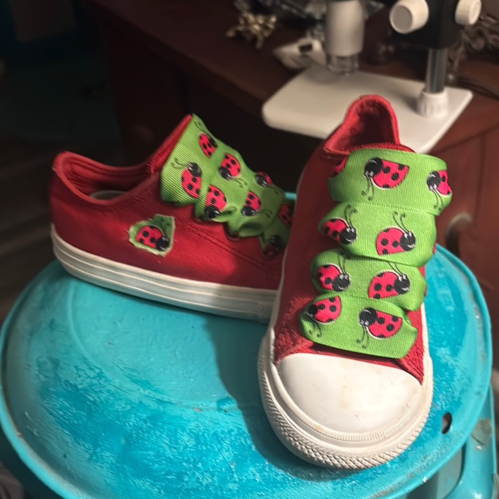 Converse Red and Green Sneakers with Vibrant Design